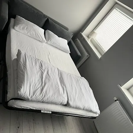 Apartment Centre Balcony *